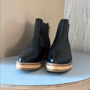 Roolee Black Leather Chelsea Boots
